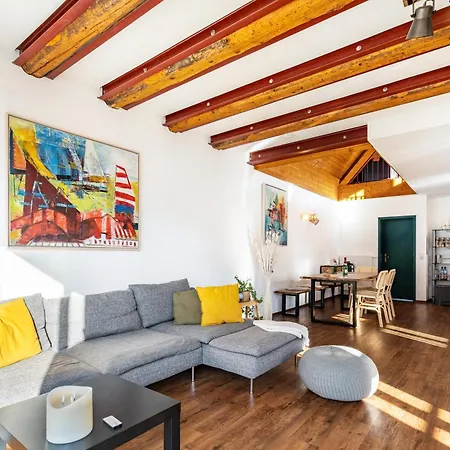 Elbloft Am Elberadweg Mit Apartament *